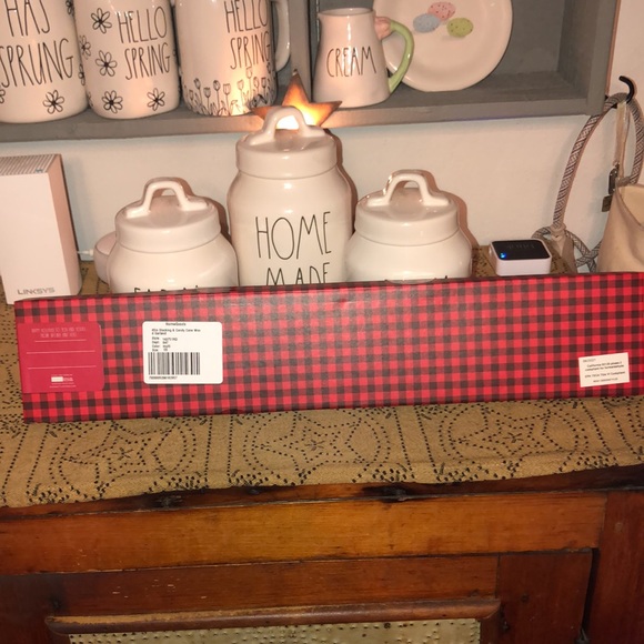 Rae Dunn 45 Inch Wood Christmas Garland - Picture 6 of 7